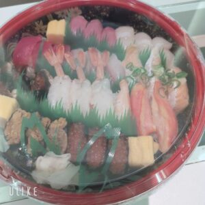 お寿司食べました